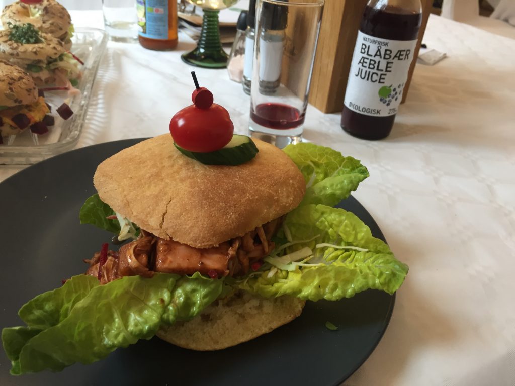 "I am power" Veggie BBQ Chicken Sandwich at the Cafe Kaerlig in Ribe, Denmark (My New Danish Life)
